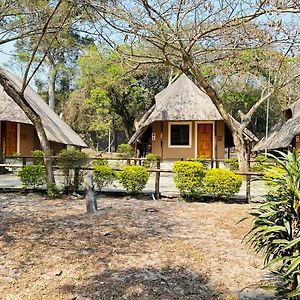 The Galaxy Forest Lodge Manguzi Exterior photo