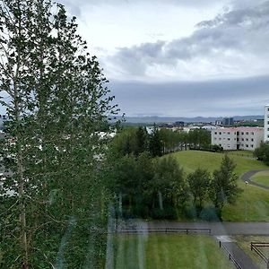 Apartment With A Great View Reykjavík Exterior photo