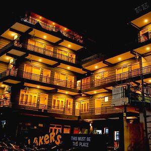 Lakers B And B Hotell Pokhara Exterior photo