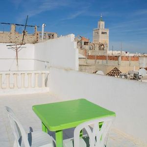 Superbe Appartement En Plein Medina De Tunis Exterior photo