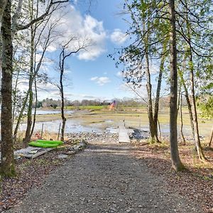 Elegant Newport Cabin With Porch And Lake Access Coburn Exterior photo