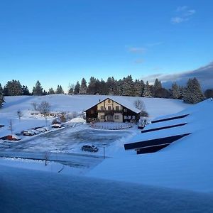 Location Montagne Le Revard Leilighet Pugny-Chatenod Exterior photo