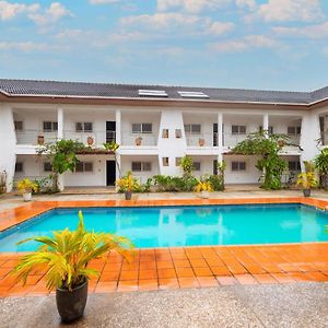 Luxurious Estate Leilighet Sekondi-Takoradi Exterior photo
