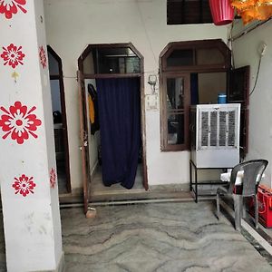 Divisha Pg House Sharing Beds Only For Boys Leilighet Bareilly Exterior photo