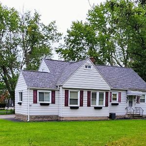 Big New House With Huge Parking Villa West Seneca Exterior photo