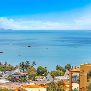 Whitsunday Reflections Aparthotel Airlie Beach Exterior photo