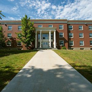 Unb Fredericton Accommodations Room photo