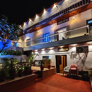 Eminence - Palm Residency Hotell Mount Abu Exterior photo