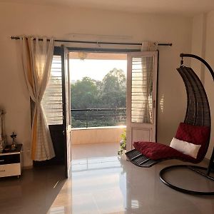 2Bhk Fully Furnished Penthouse With Living Hall And Kitchen Krishi Nagar Nāsik Exterior photo
