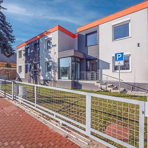 Penzion Aries Hotell Nitra Exterior photo