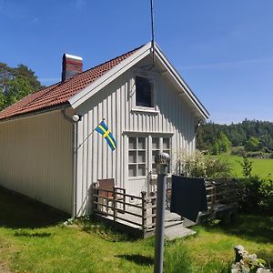 19Th-Century Cottage On The Swedish West Coast Fjällbacka Exterior photo