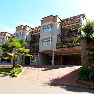 Room In Bb - This Twin Room Is A Wandeful Selection Kigali Exterior photo