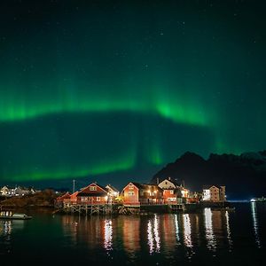 Henningsvaer Rorbuer Hotell Exterior photo