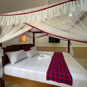 Maasai Koroga Hotell Mombasa Exterior photo