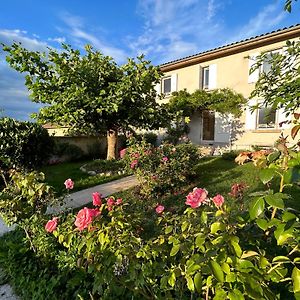 L'Escale De Beauregard Hotell Coublevie Exterior photo