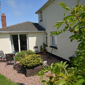 2 Bed In Combe Martin 51619 Villa Trentishoe Exterior photo