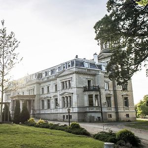 Schloss Kaarz Mit Park Hotell Exterior photo