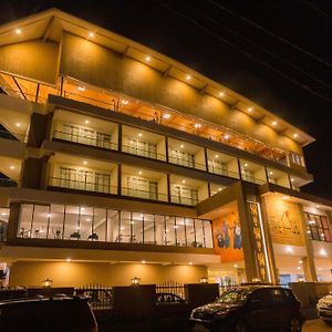 The Hut Restaurant & Boutique Hotel Kigali Exterior photo