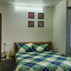 Rent On Comfort Luxury Room Mysore Exterior photo