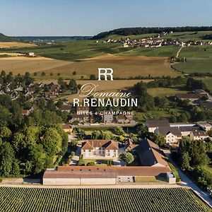 Gite Domaine Renaudin - Les Jardins Du Moulin - Moussy Hotell Moussy  Exterior photo