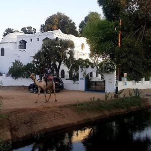 Nubian Holiday House Aswan Hotell Exterior photo