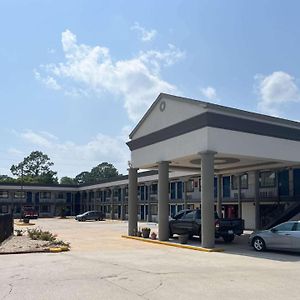 Super 8 by Wyndham Opelousas Hotell Exterior photo