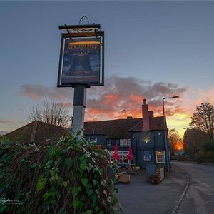 The Old Bell Hotell Wooburn Exterior photo