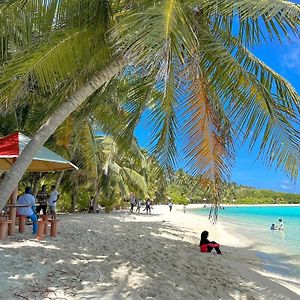 Mathiveri Beach View Hotell Exterior photo