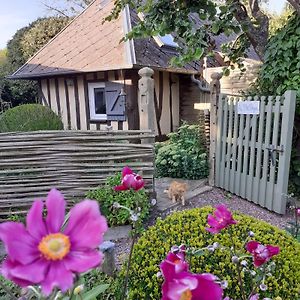 Au P'Tit Jardin Hotell Saint-Sylvestre-de-Cormeilles Exterior photo