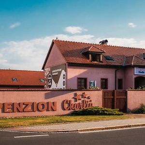 Penzion Charlie Hotell Mohelnice Exterior photo