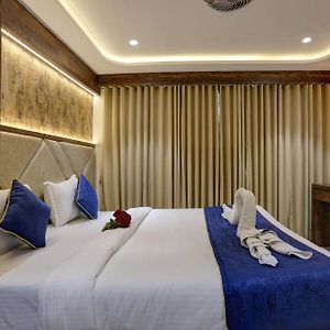 Ramya Residency Navi Mumbai Hotell Exterior photo