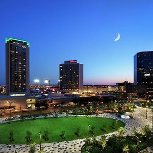 Hilton St. Louis At The Ballpark Hotell Exterior photo