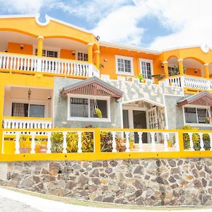 Mountain View Apartments Gros Islet Exterior photo