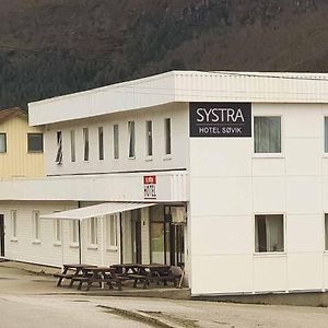 Systra Hotel Søvik Exterior photo