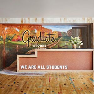 Graduate By Hilton Storrs Hotell Exterior photo