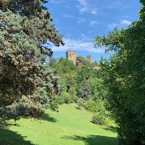 Torre Del Barbagianni - Castello Di Gropparello Hotell Exterior photo