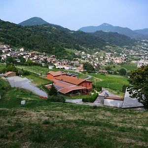 Agriturismo Podere Cavaga Lago D'Iseo Agribio Winery Hotell Foresto Sparso Exterior photo