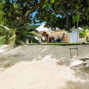 Bungalow Tiarii, Avec Acces Direct A Une Plage Privee Leilighet Tevaitoa Exterior photo