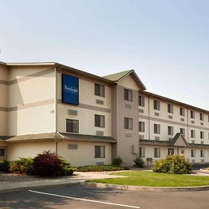 Travelodge By Wyndham Hermiston Exterior photo