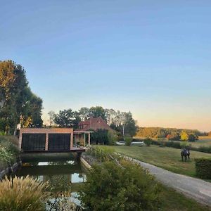 Longere De Chateau En Bourgogne - Avec Piscine Villa Saint-Germain-du-Bois Exterior photo