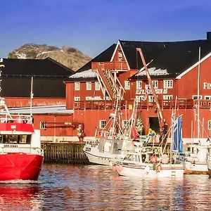 Finnholmen Brygge Henningsvær Exterior photo