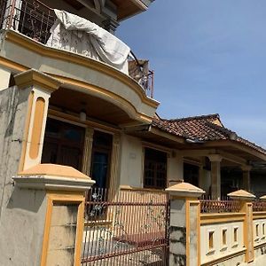 Bintang Property Leilighet Bandar Lampung Exterior photo