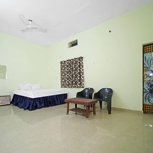Oyo Hotel Amaira Bilāspur Exterior photo