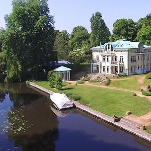 FeWo Havelpalais direkt am Wasser Leilighet Potsdam Exterior photo