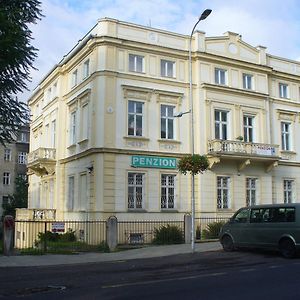 Dexter Hotell Teplice Exterior photo