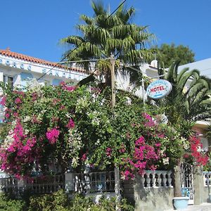 Sandalis Hotel Pythagório Exterior photo