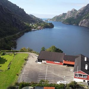 Brufjell Hostel&Parking Flekkefjord Exterior photo