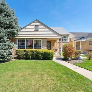 Urban Oasis - Kid Friendly - Quiet Street Villa Skokie Exterior photo