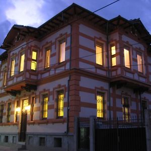 Chola Guest House Bitola Exterior photo