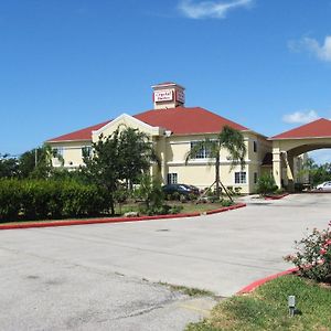 Baymont By Wyndham Texas City Hotell Exterior photo